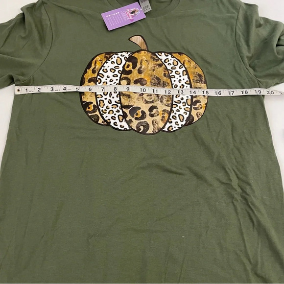 Leopard Print Pumpkin T Shirt Army Green Size Medium Unisex - Picture 6 of 9